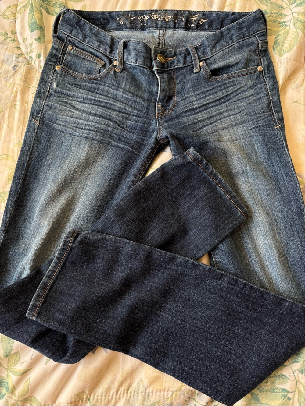 Early 2000s LowRise Express low rise bootcut jeans in navy blue
